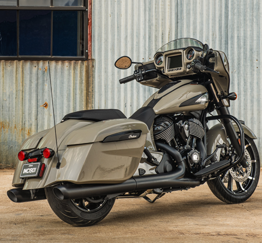 Chieftain Dark Horse: Riding Village Indian Motorcycle
